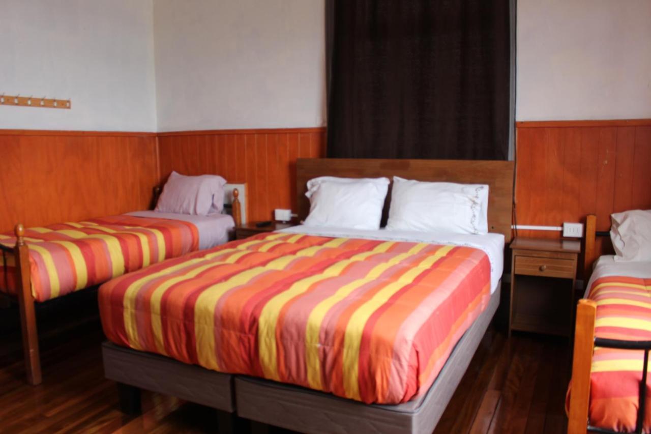 Hostal Capricho De Carlitos Valdivia Exterior photo